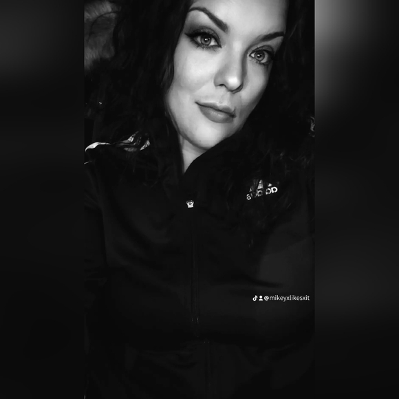 Meet your Posher, Mikey. - Picture 4 of 6